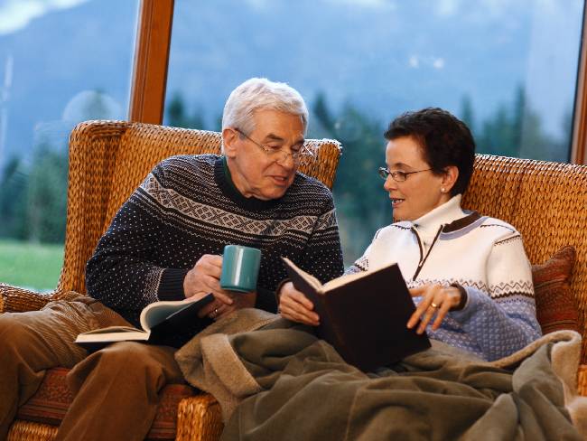 Seniors reading together