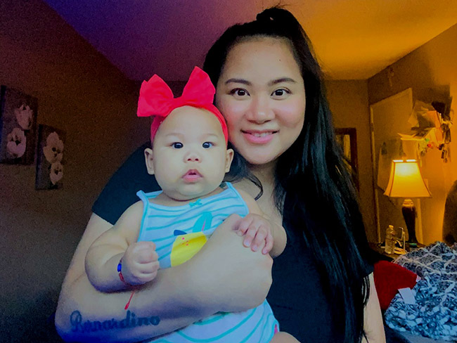 Kaiser Permanente member Marivic Uytengsu and her baby, Angelique. 