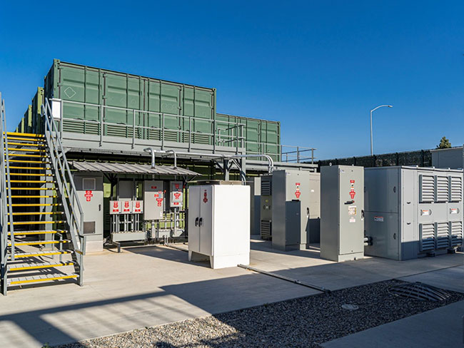 Kaiser Permanente Ontario Medical Center microgrid system